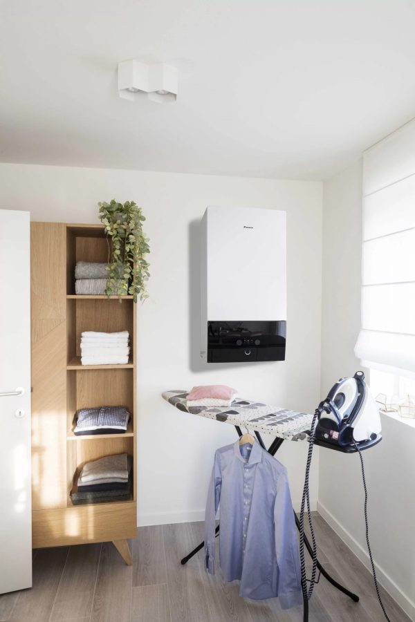 Daikin Altherma ETBH16E9W/EPRA14DW